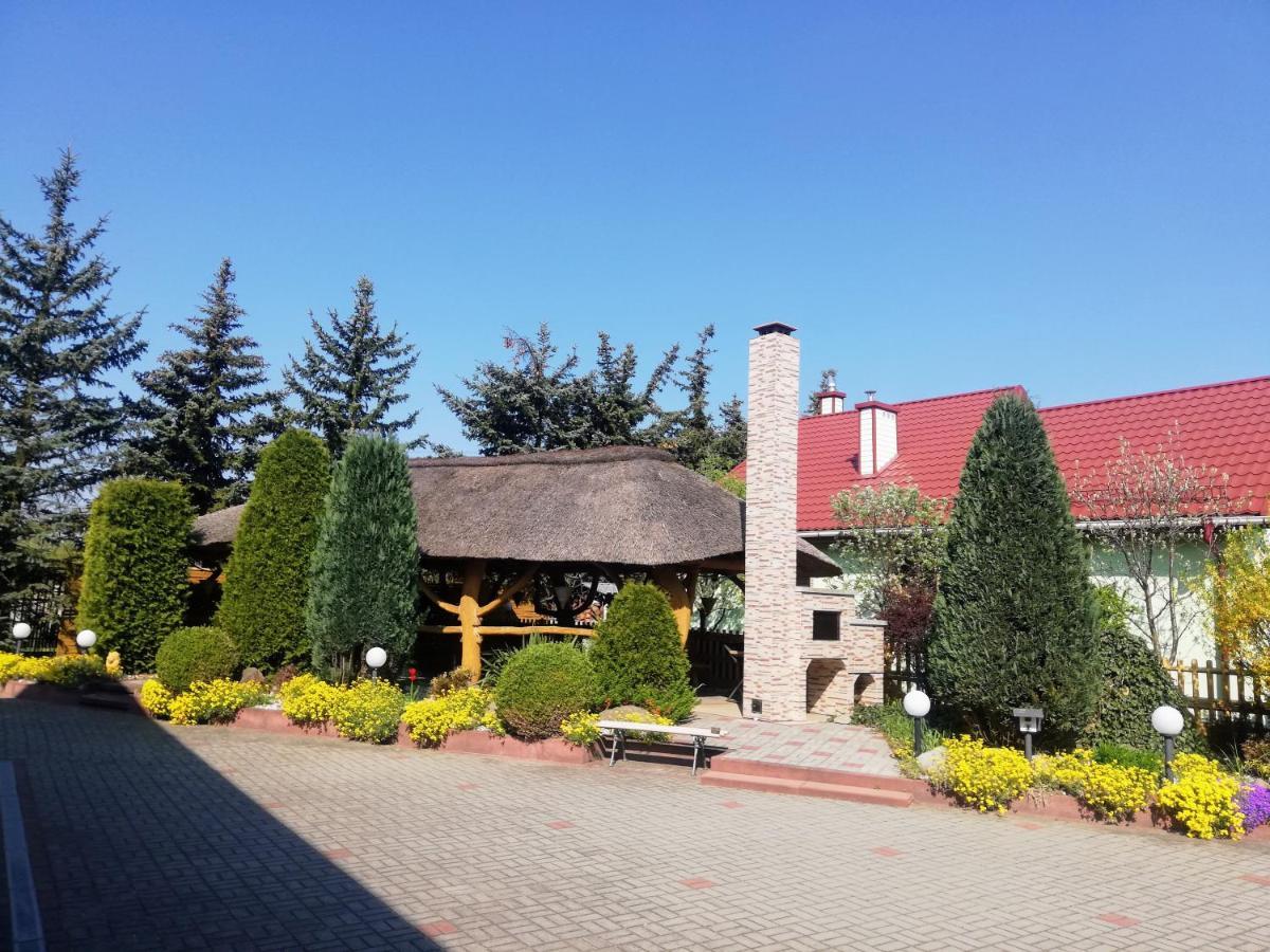 Bełchatów Noclegi I Restauracja Gracja מראה חיצוני תמונה