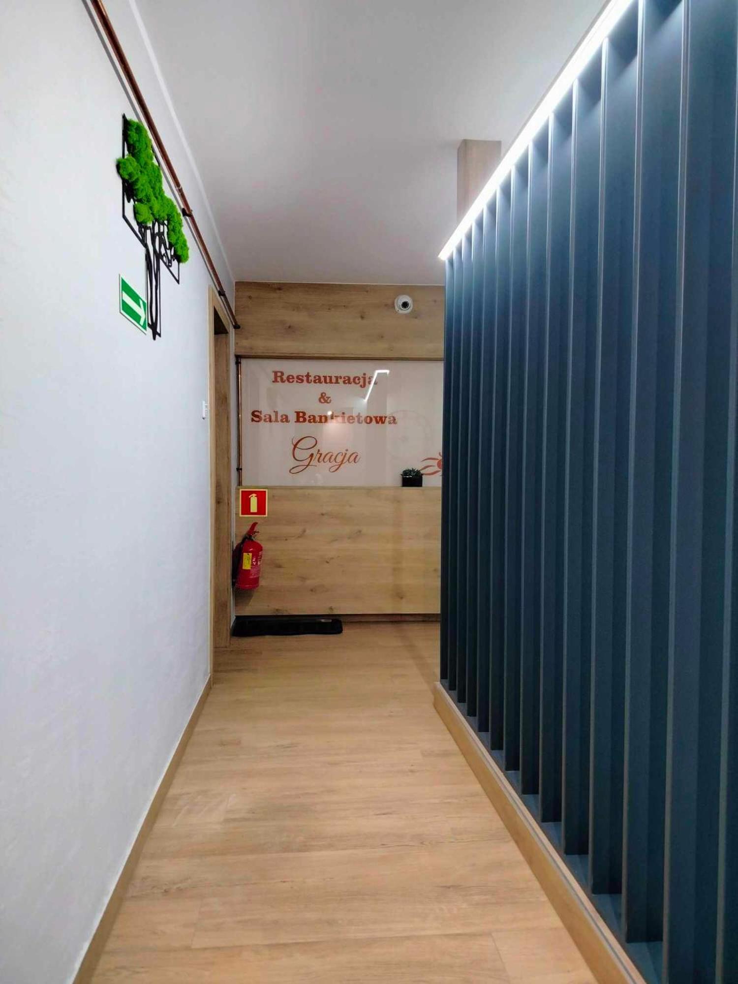 Bełchatów Noclegi I Restauracja Gracja מראה חיצוני תמונה